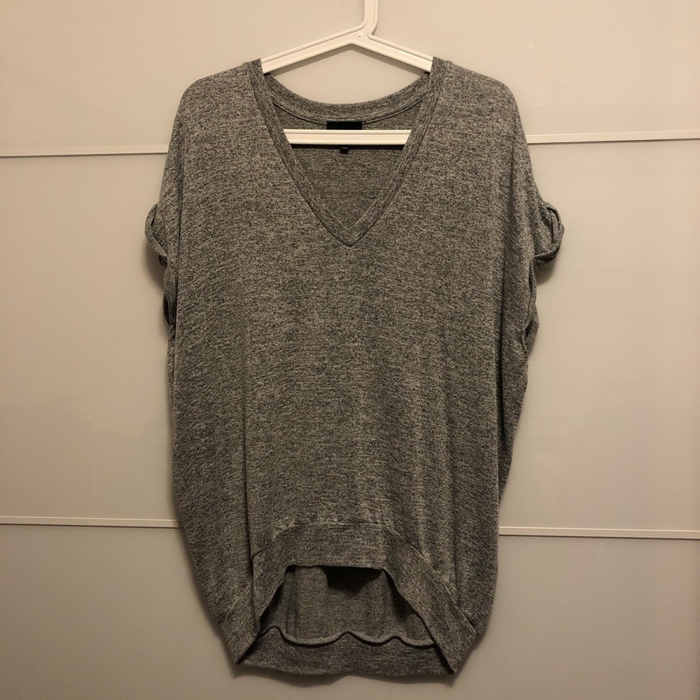 Wilfred Free Gray V-Neck Short Sleeve Sweater